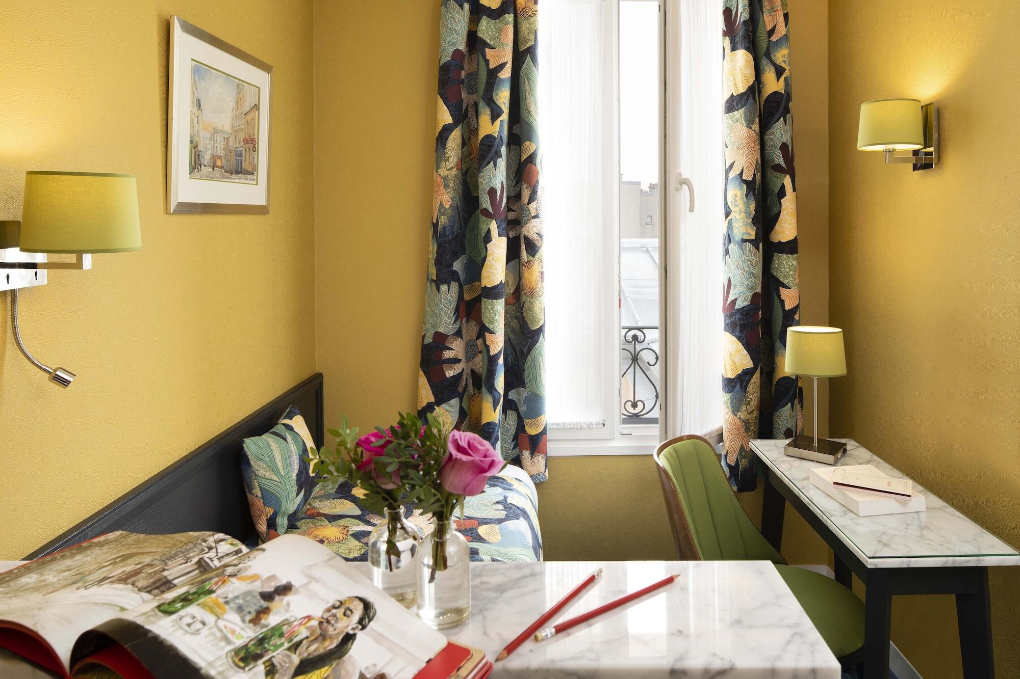 Des Arts Montmartre 4* Parijs
